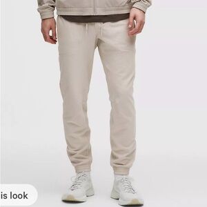 Lululemon Textured Spacer Classic-Tapered Pant L